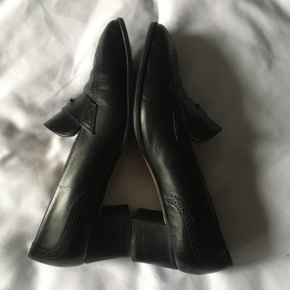 Bally | Vintage 80s City Walker Spectator Heel - Picture 8 of 12